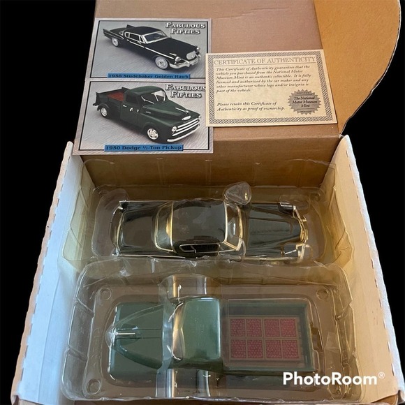 Classic Die-Cast Collectible Cars 1958 Studebaker 1950 Dodge Pickup - Picture 1 of 12